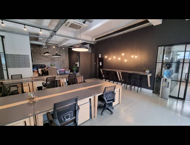 525M² SERVICED OFFICE FOR SALE IN WOODSTOCK